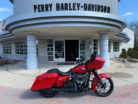 2022 Harley-Davidson Road Glide® Special in Portage, Michigan - Photo 16