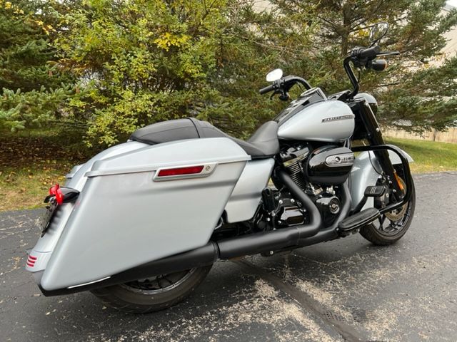 2020 Harley-Davidson Road King® Special in Portage, Michigan - Photo 4