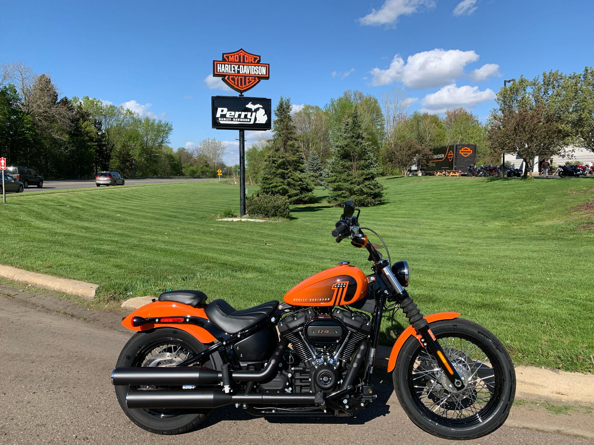 2021 Harley-Davidson Street Bob® 114 in Portage, Michigan - Photo 7