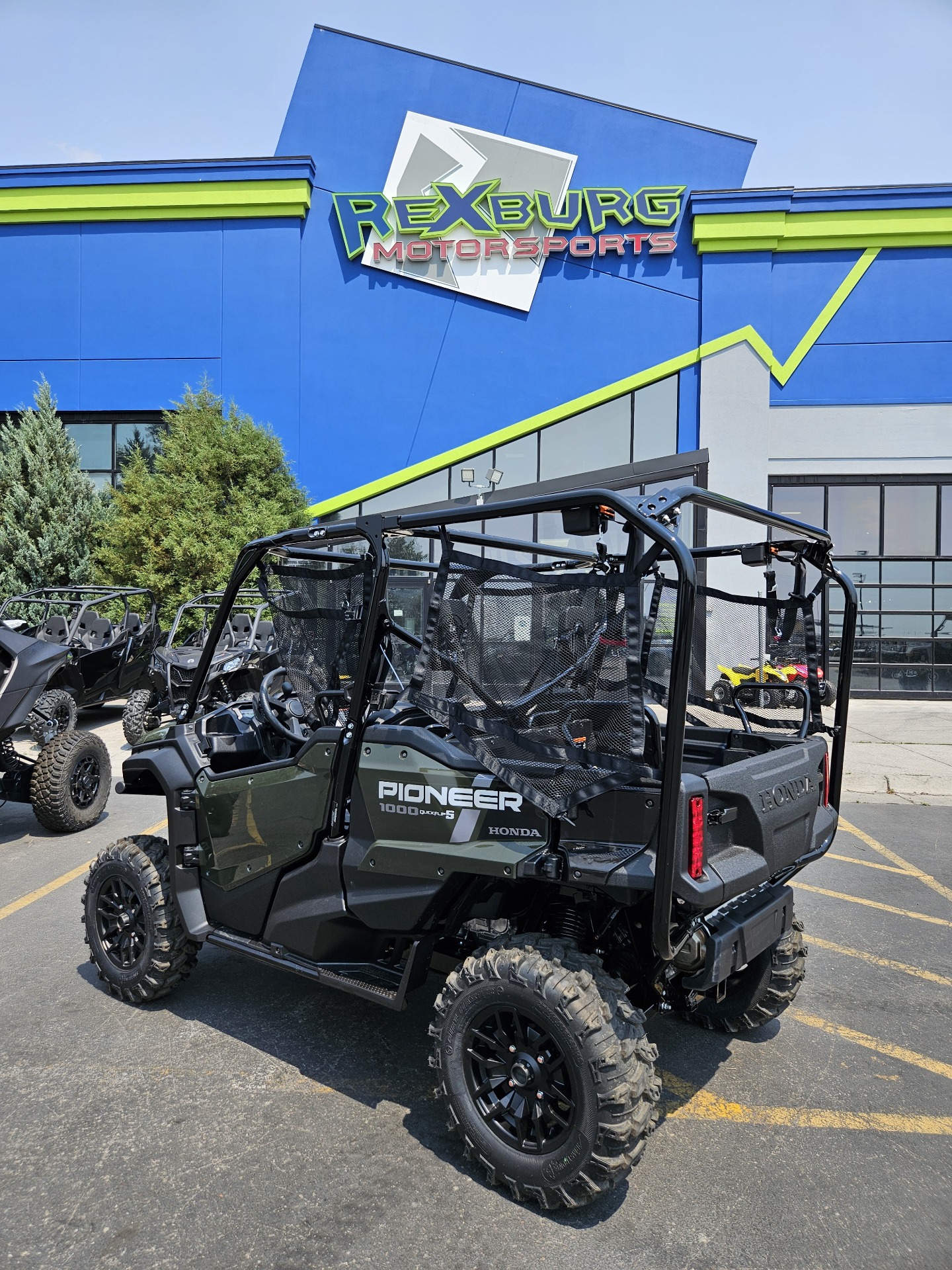 2024 Honda Pioneer 1000-5 Deluxe in Rexburg, Idaho - Photo 4