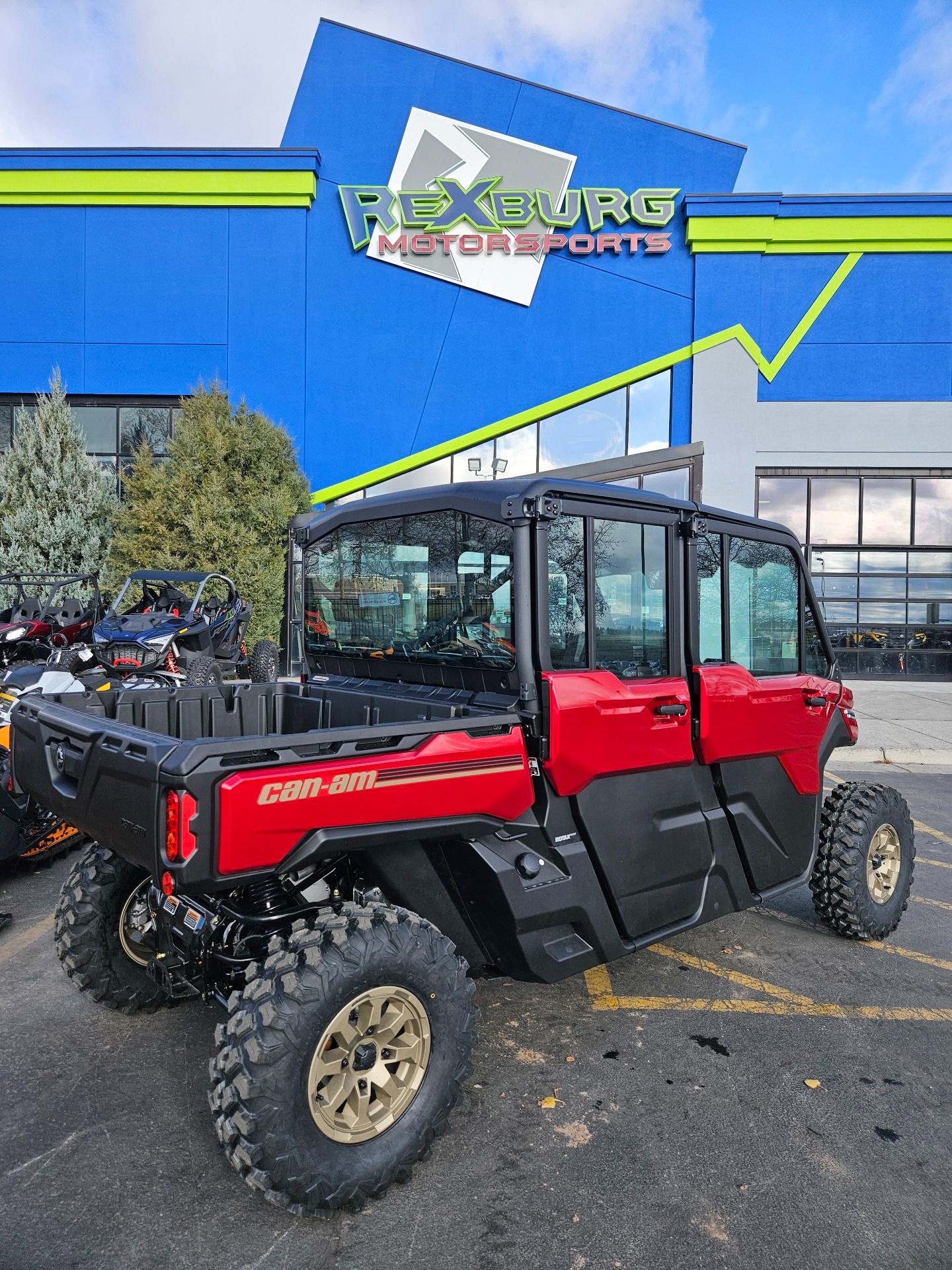 2024 Can-Am Defender MAX Limited in Rexburg, Idaho - Photo 3