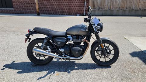 2023 Triumph Speed Twin 900 in Indianapolis, Indiana - Photo 2