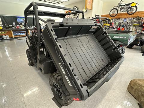 2023 Can-Am Defender DPS HD9 in Hudson Falls, New York - Photo 4