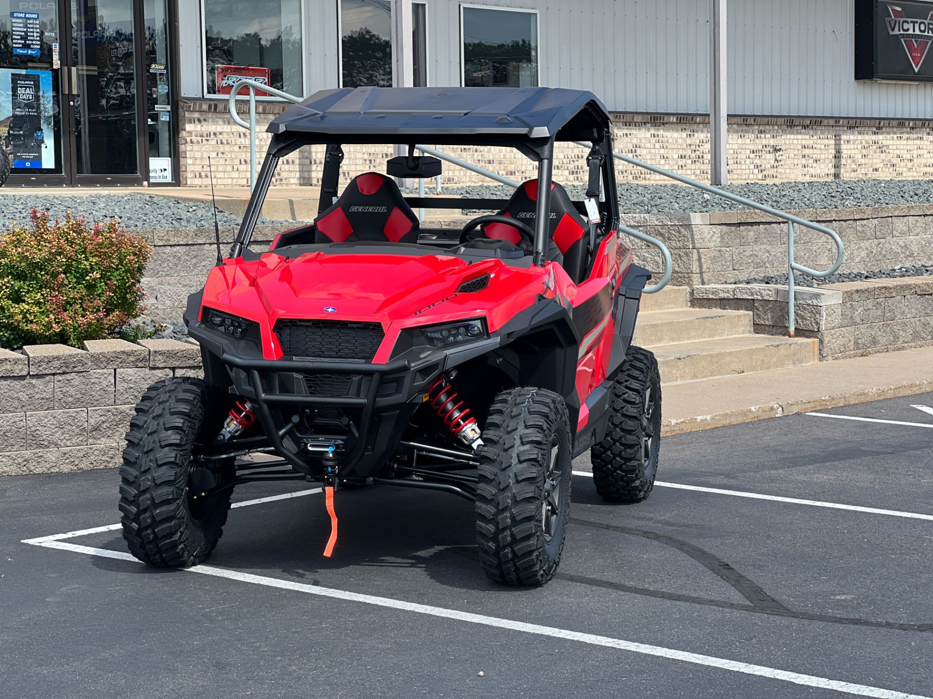 2025 Polaris General XP 1000 Ultimate in Altoona, Wisconsin - Photo 2