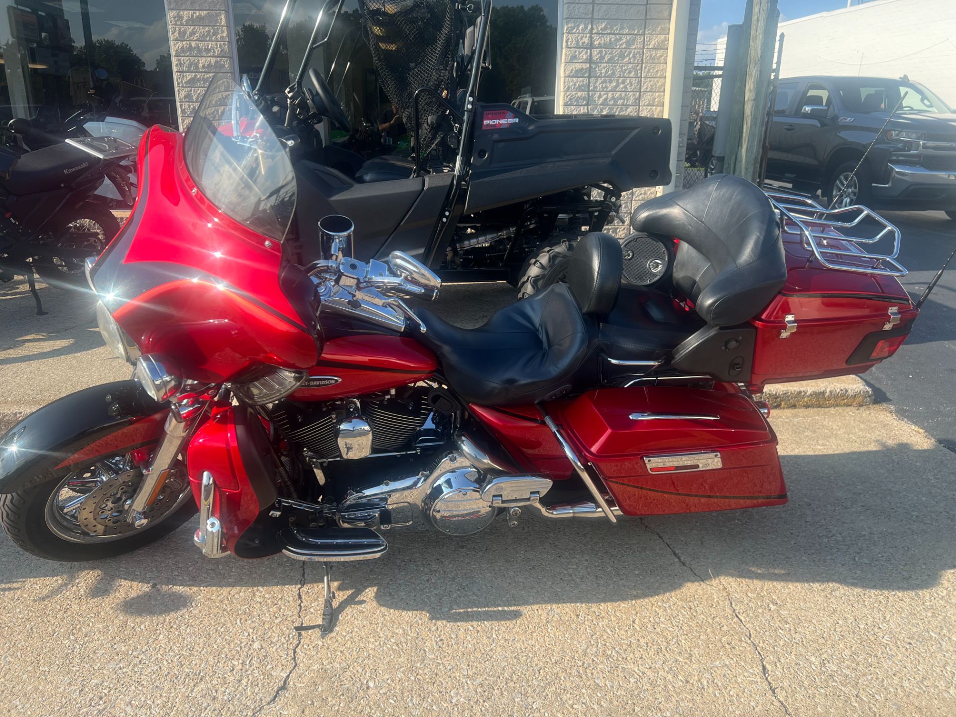 2007 Harley-Davidson FLHTCU Ultra Classic® Electra Glide® in Valparaiso, Indiana - Photo 2