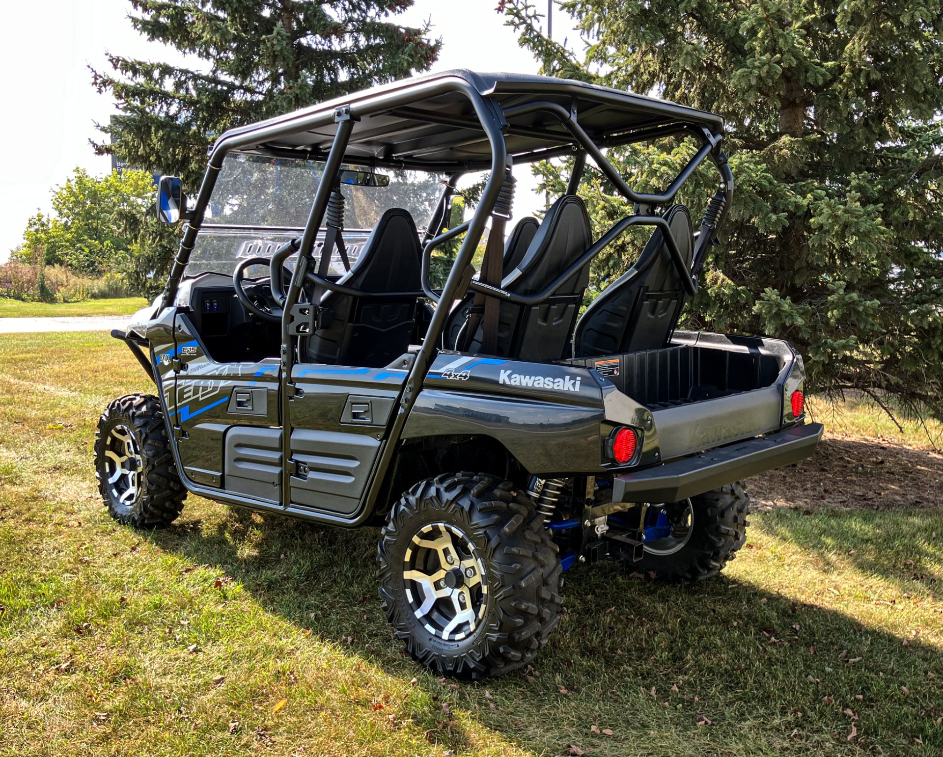 2020 Kawasaki Teryx4 LE in De Pere, Wisconsin - Photo 4