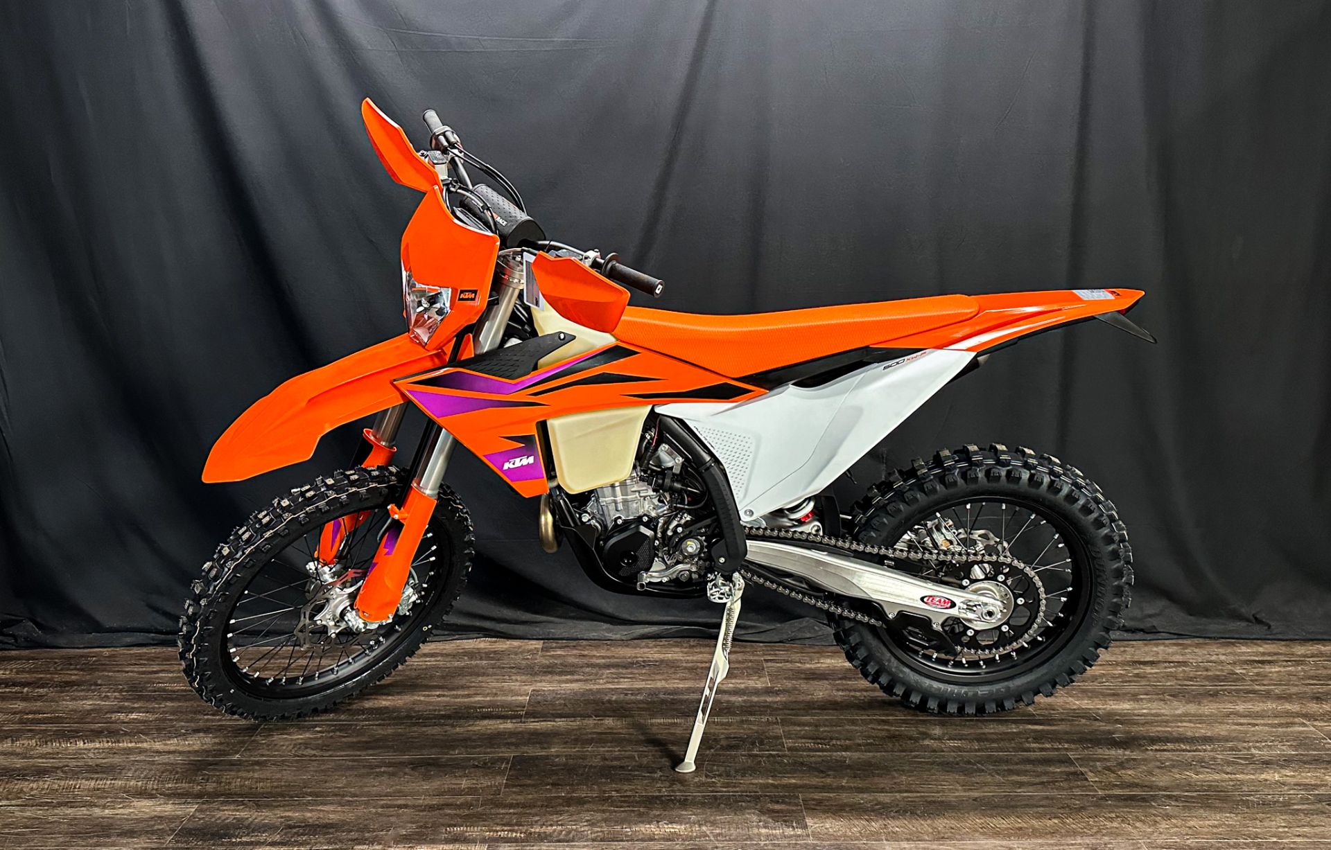 2024 KTM 500 XW-F in De Pere, Wisconsin - Photo 3