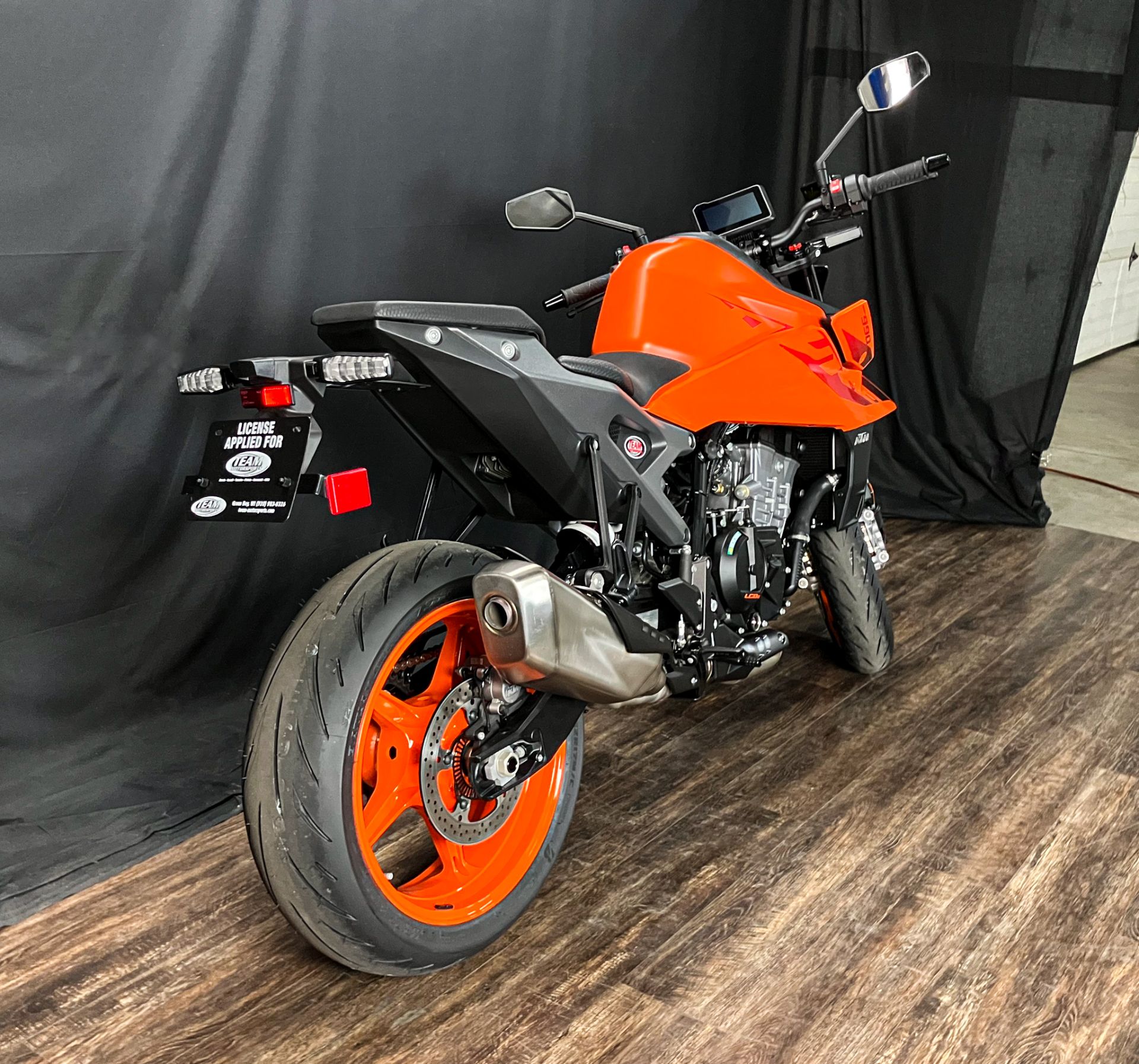 2024 KTM 990 Duke in De Pere, Wisconsin - Photo 2