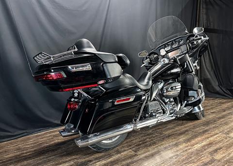 2018 Harley-Davidson Electra Glide® Ultra Classic® in De Pere, Wisconsin - Photo 2
