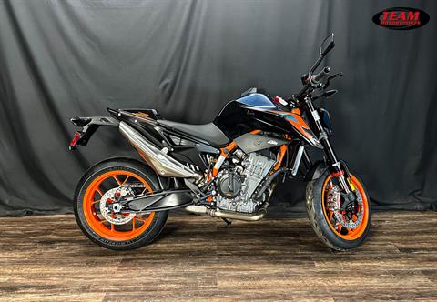 2023 KTM 890 Duke R in De Pere, Wisconsin - Photo 1