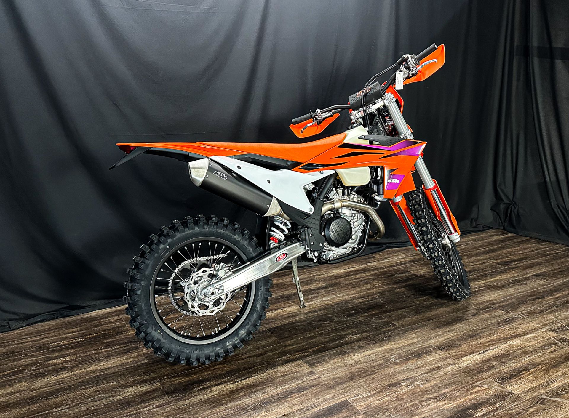 2024 KTM 450 XCF-W in De Pere, Wisconsin - Photo 2