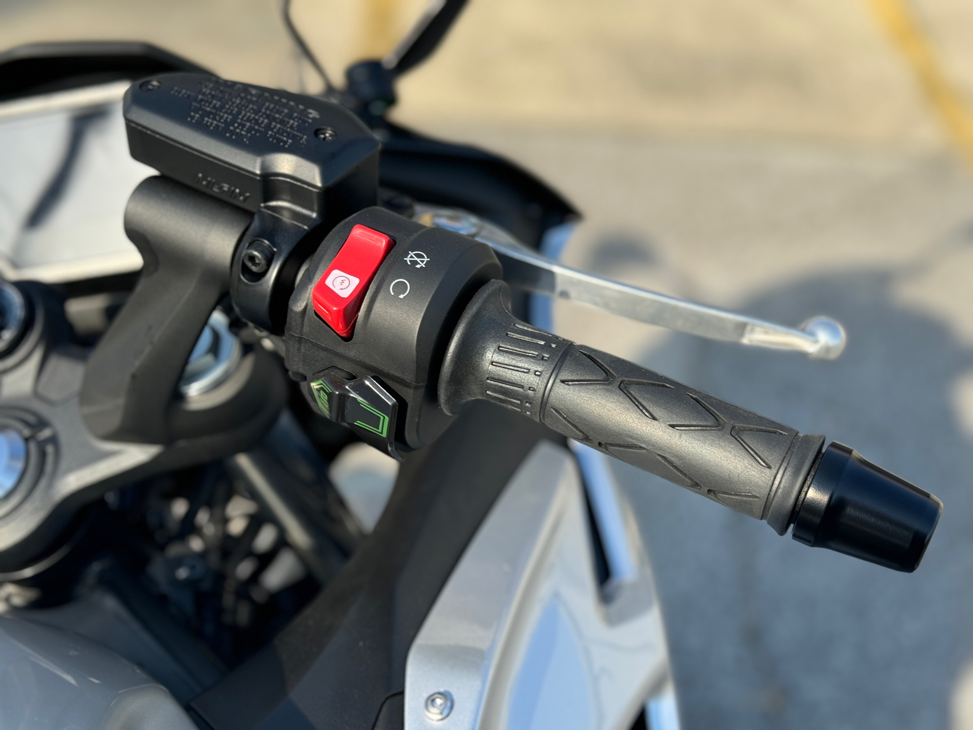 2024 Kawasaki Ninja 7 Hybrid ABS in Panama City, Florida - Photo 8