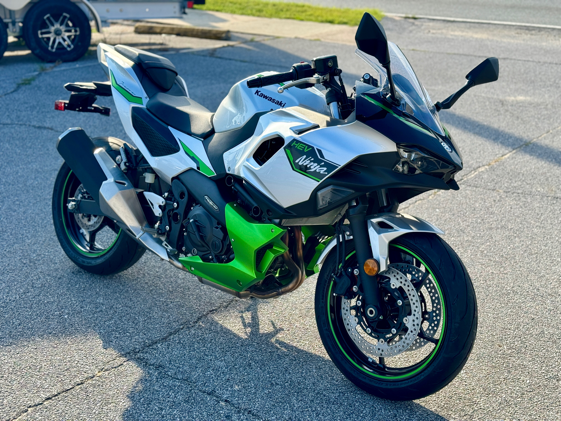 2024 Kawasaki Ninja 7 Hybrid ABS in Panama City, Florida - Photo 12