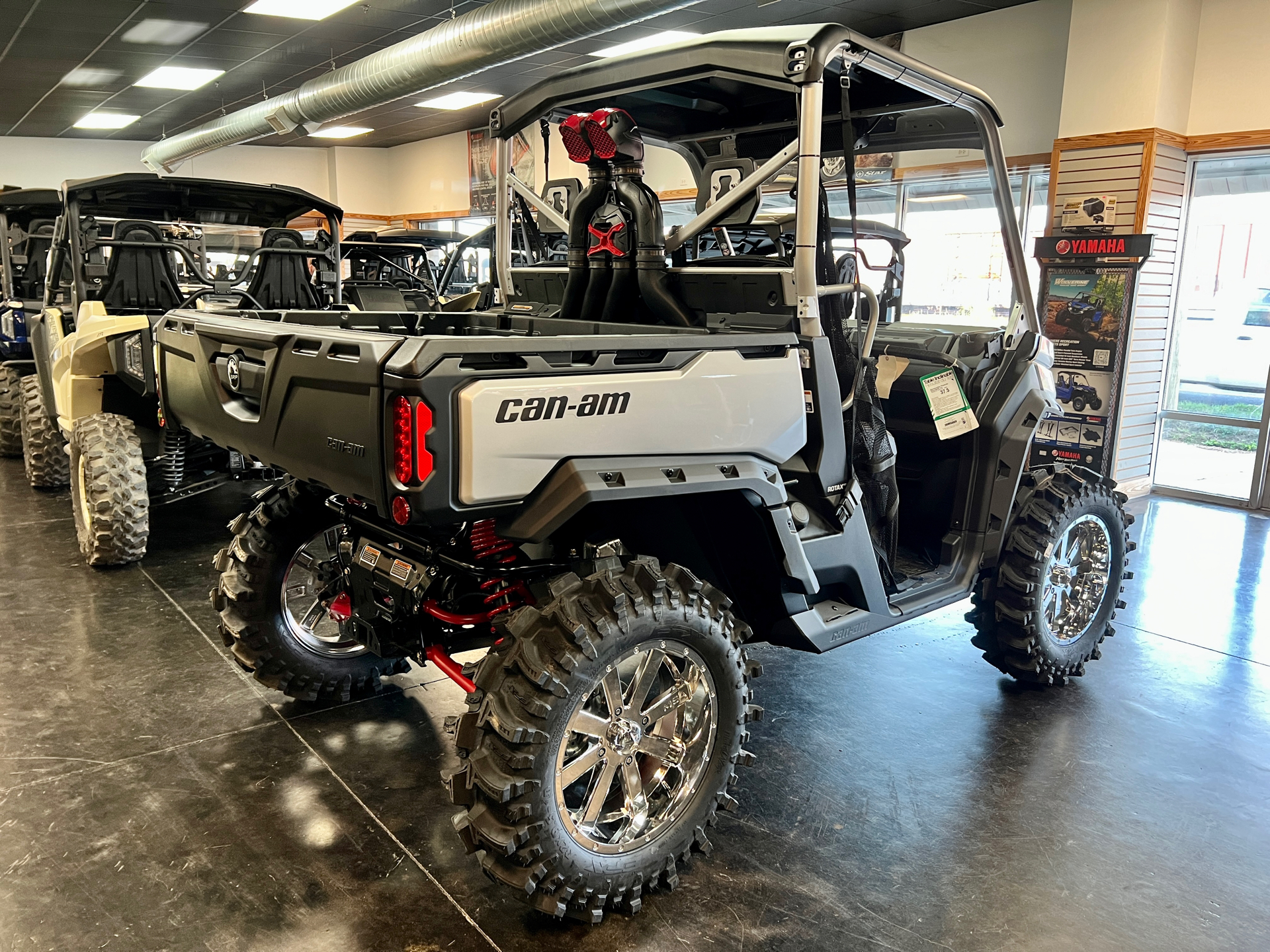 2024 Can-Am Defender X MR HD10 in Panama City, Florida - Photo 13