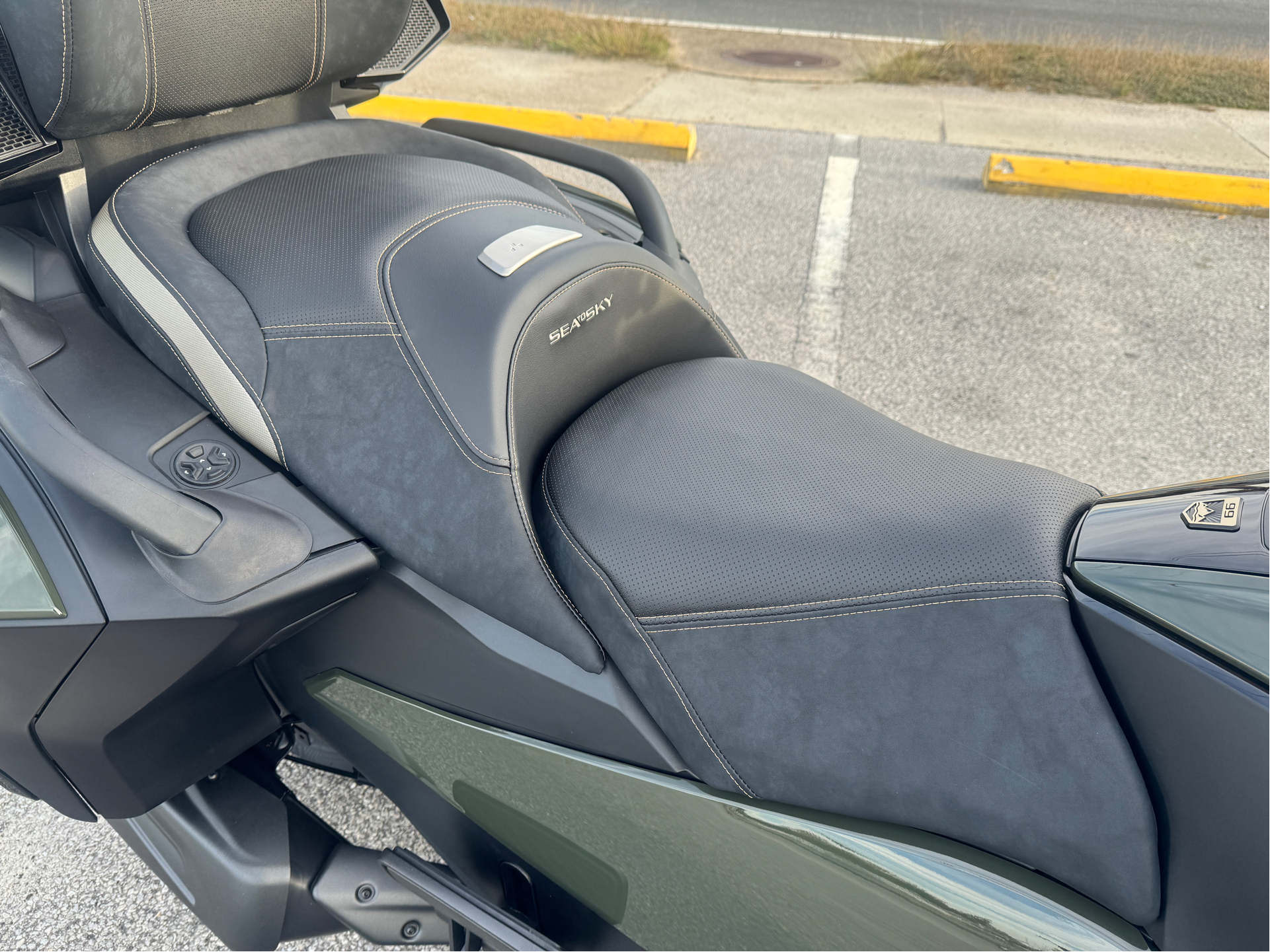 2023 Can-Am Spyder RT Sea-to-Sky in Panama City, Florida - Photo 7