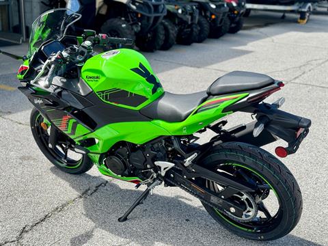 2024 Kawasaki Ninja 500 KRT Edition SE ABS in Panama City, Florida - Photo 10