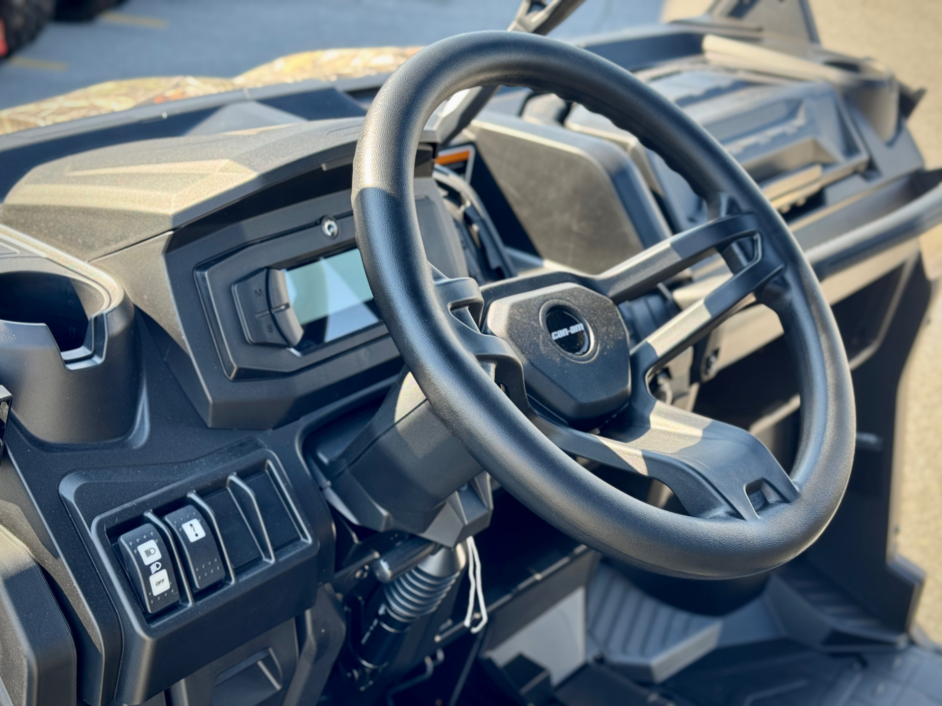 2025 Can-Am Defender MAX XT HD10 in Panama City, Florida - Photo 11