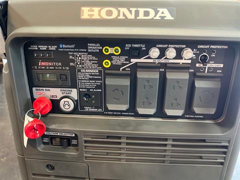 Honda Power Equipment EU7000IAT1 in Panama City, Florida - Photo 3