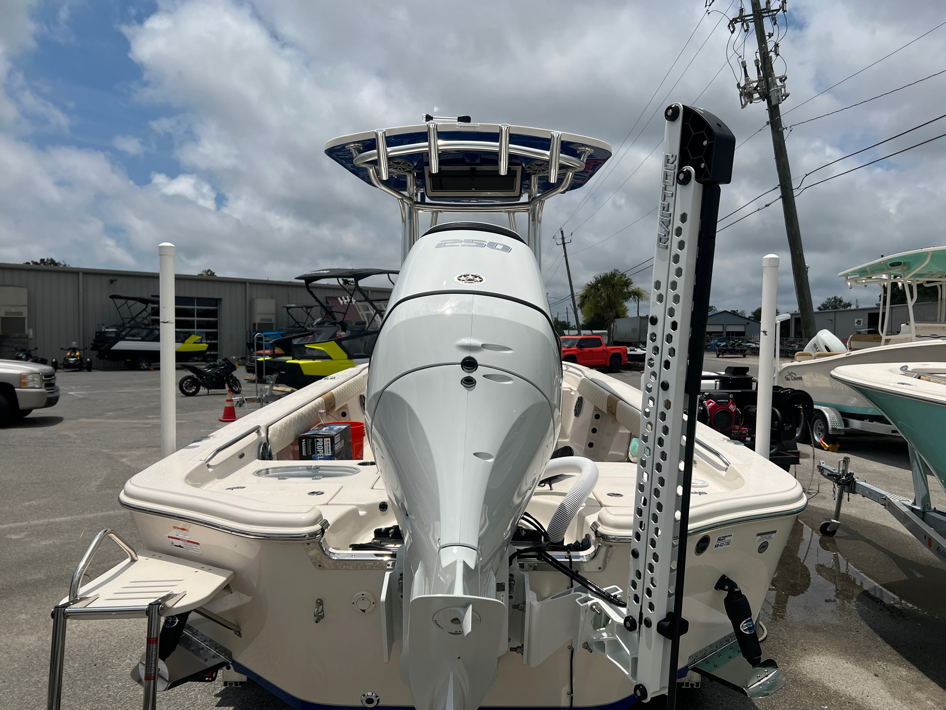 2023 Sea Chaser 23 LX in Panama City, Florida - Photo 2