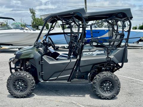 2025 Honda Pioneer 700-4 Deluxe in Panama City, Florida - Photo 13