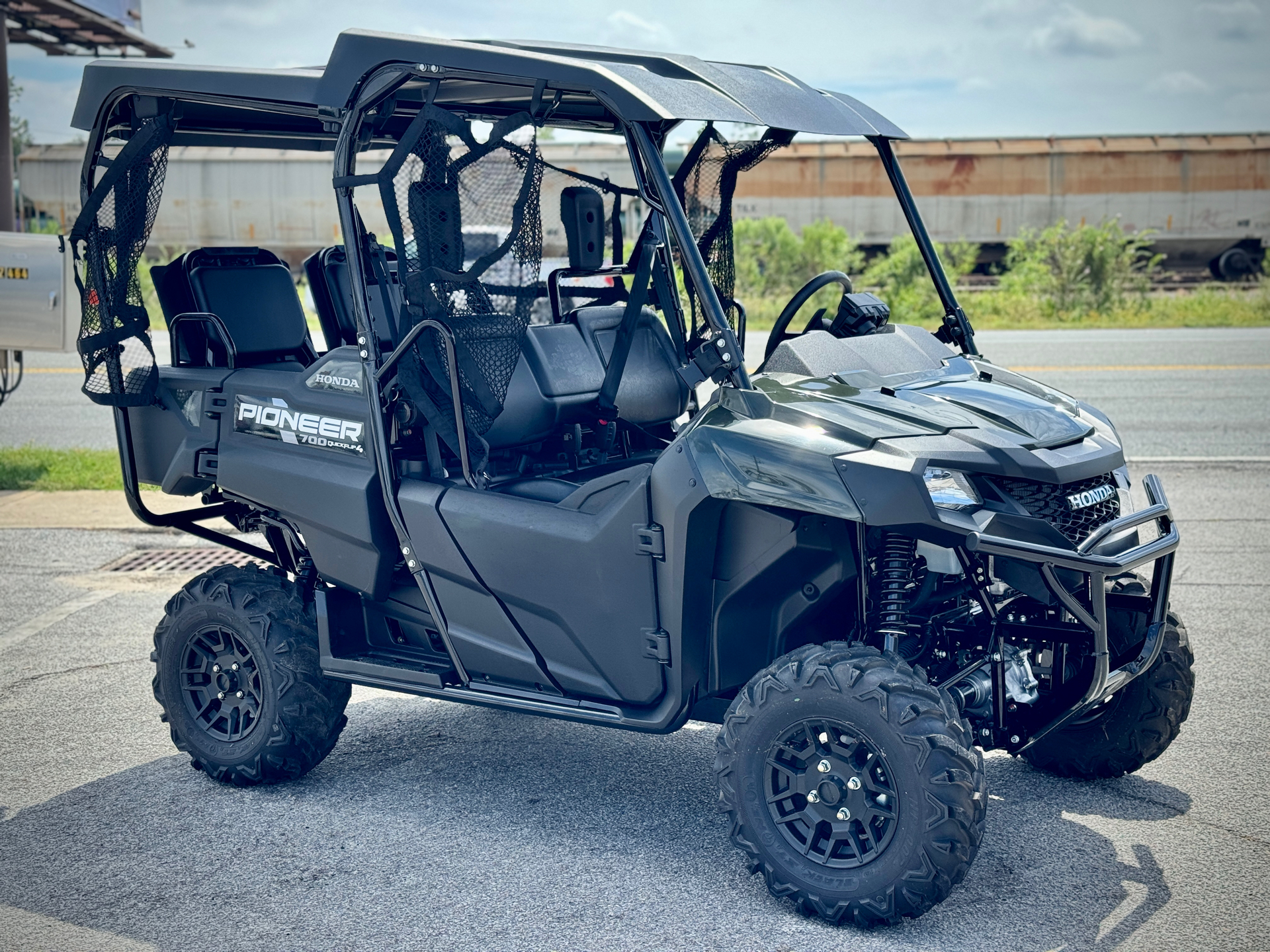 2025 Honda Pioneer 700-4 Deluxe in Panama City, Florida - Photo 16