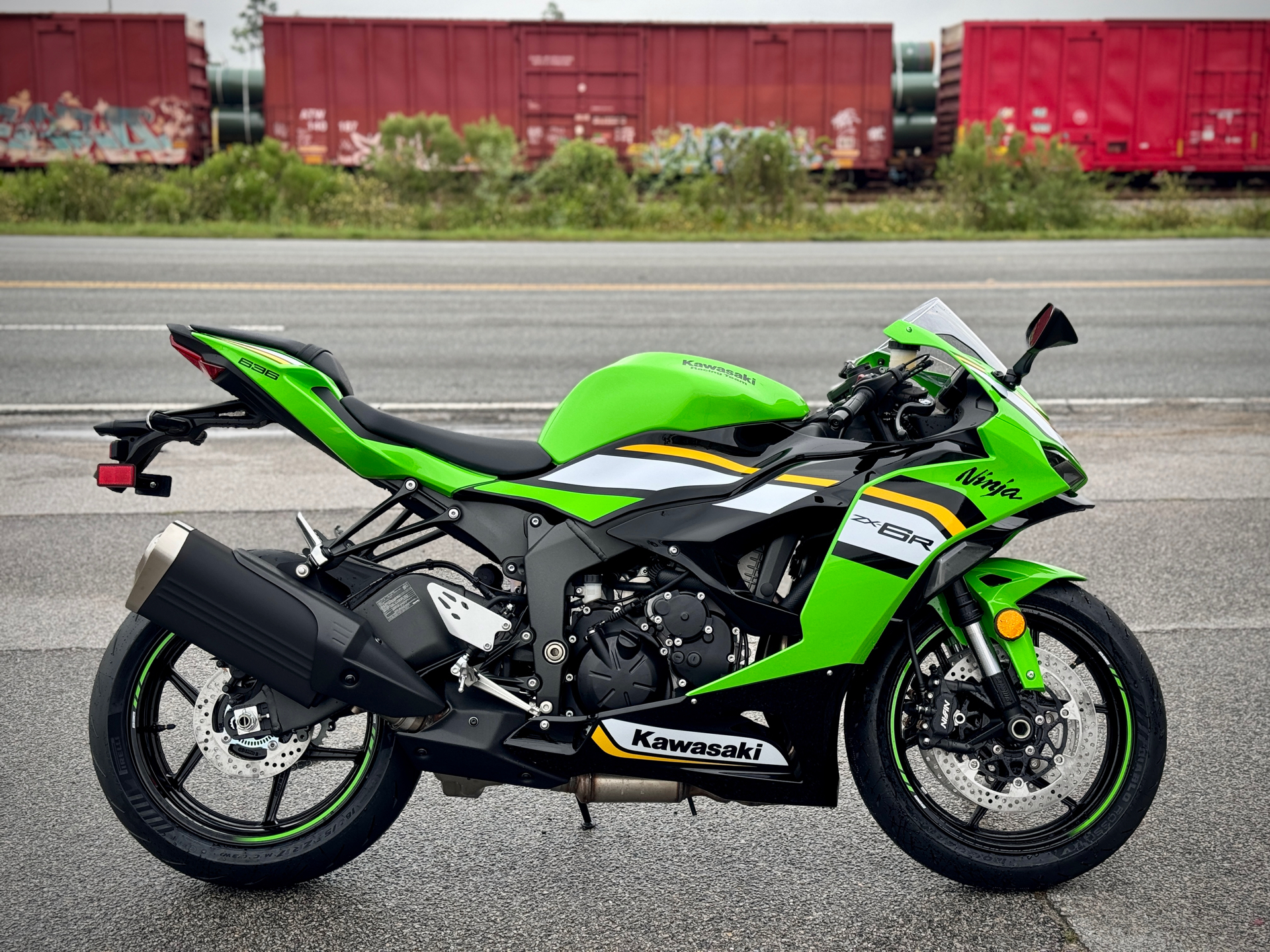 2025 Kawasaki Ninja ZX-6R KRT Edition in Panama City, Florida - Photo 1