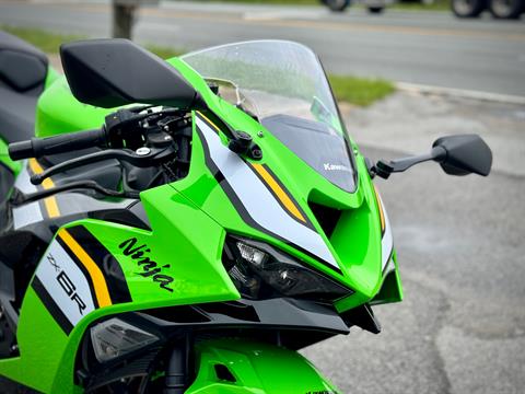 2025 Kawasaki Ninja ZX-6R KRT Edition in Panama City, Florida - Photo 7