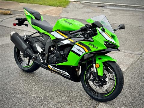 2025 Kawasaki Ninja ZX-6R KRT Edition in Panama City, Florida - Photo 9