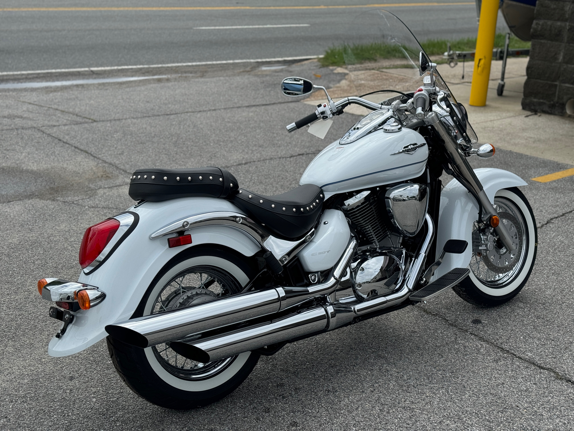 2025 Suzuki Boulevard C50T Special in Panama City, Florida - Photo 12