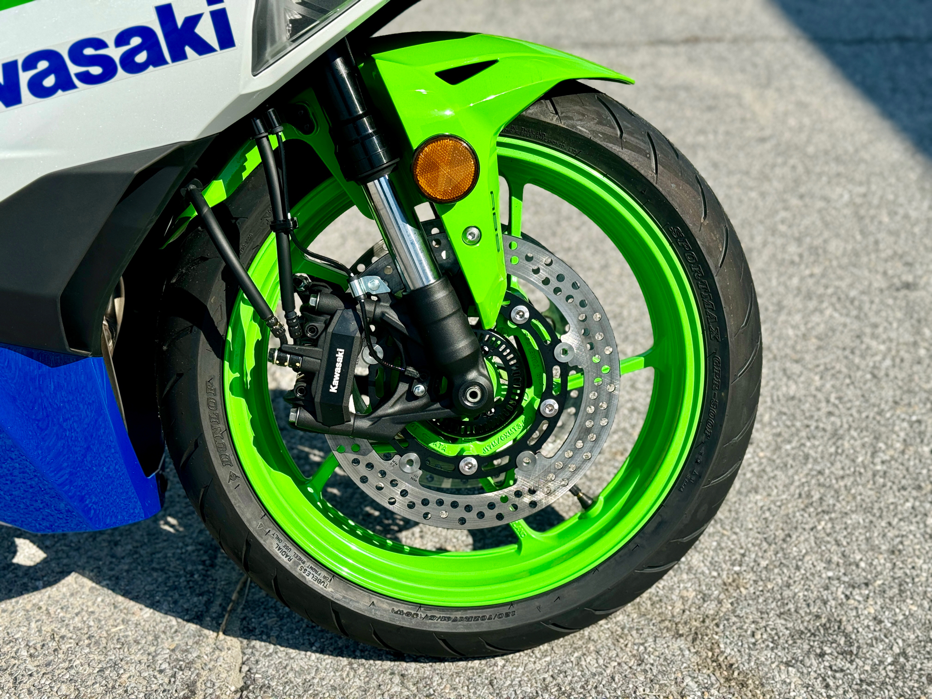 2024 Kawasaki Ninja ZX-4RR 40th Anniversary Edition ABS in Panama City, Florida - Photo 2