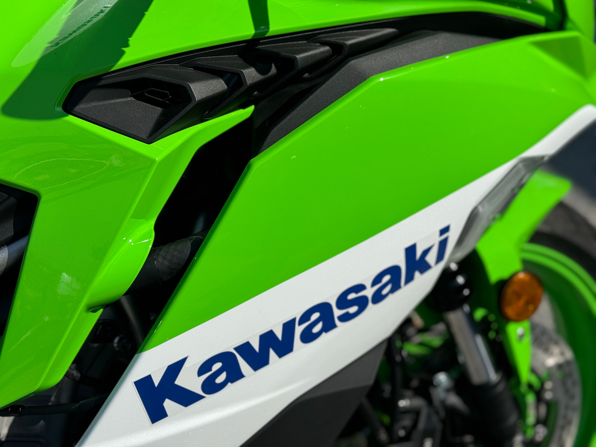 2024 Kawasaki Ninja ZX-4RR 40th Anniversary Edition ABS in Panama City, Florida - Photo 5