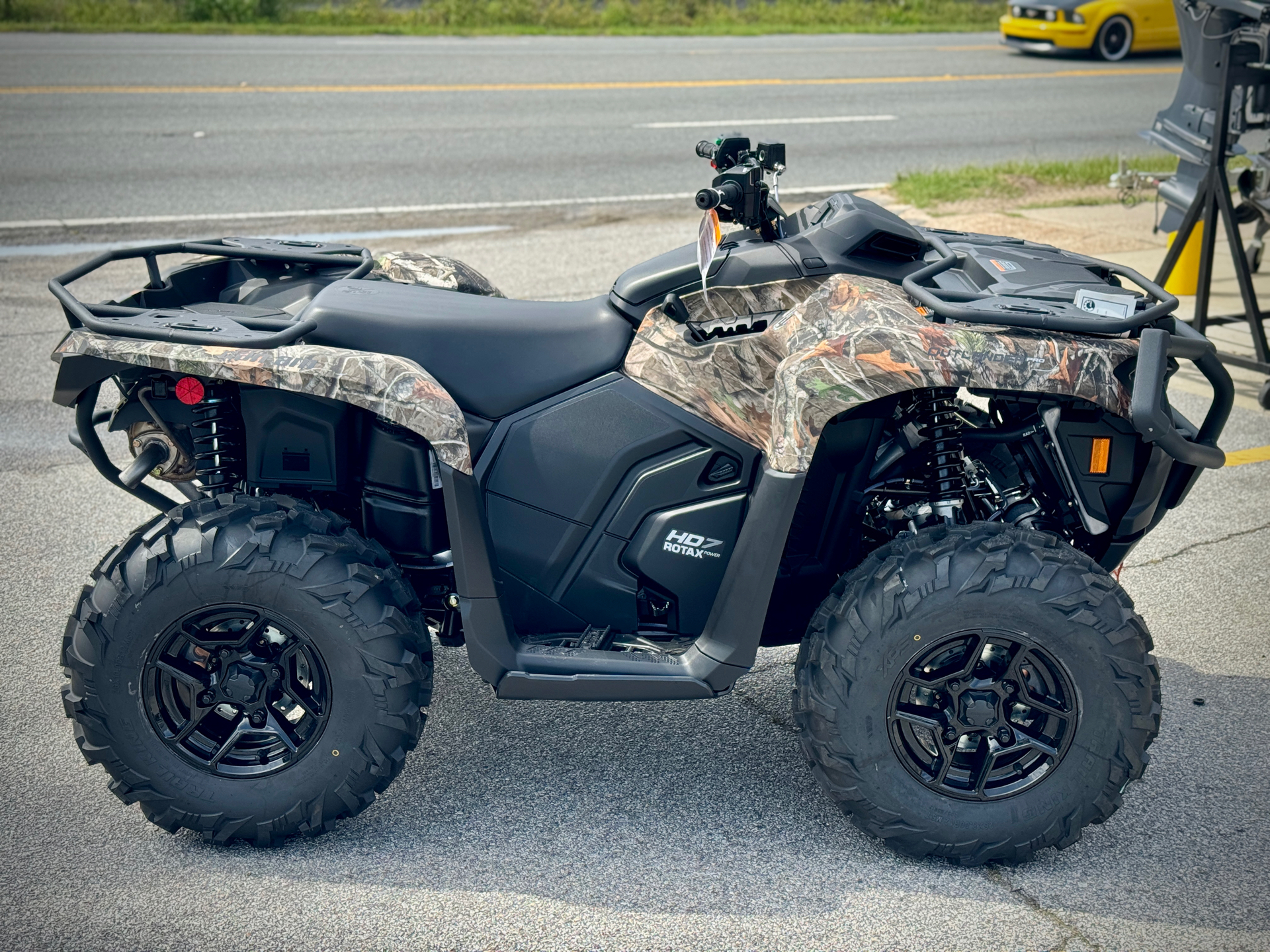 2024 Can-Am Outlander PRO Hunting Edition HD7 in Panama City, Florida - Photo 14