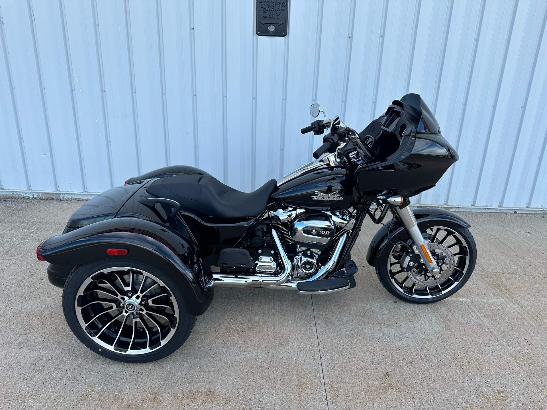 2024 Harley-Davidson Road Glide® 3 in Osceola, Iowa