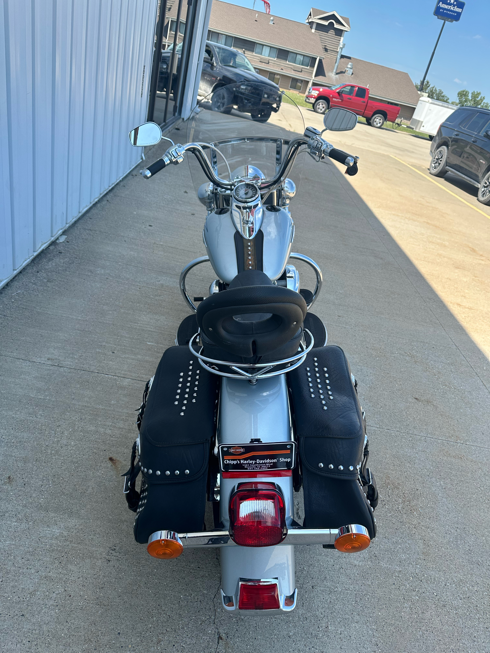 2010 Harley-Davidson Heritage Softail® Classic in Osceola, Iowa - Photo 2