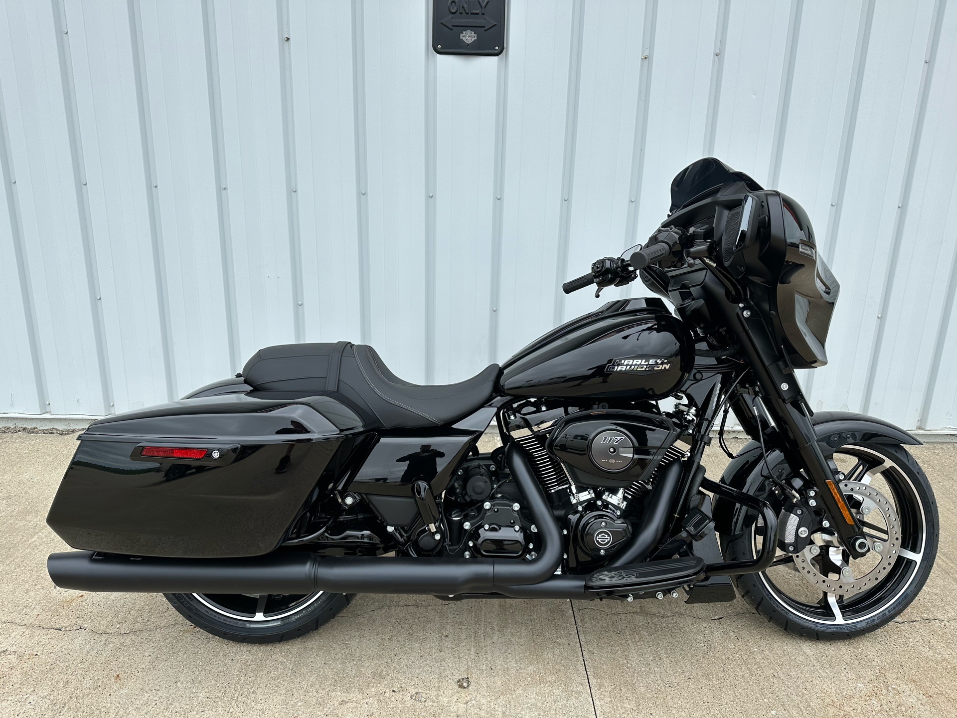 2024 Harley-Davidson Street Glide® in Osceola, Iowa