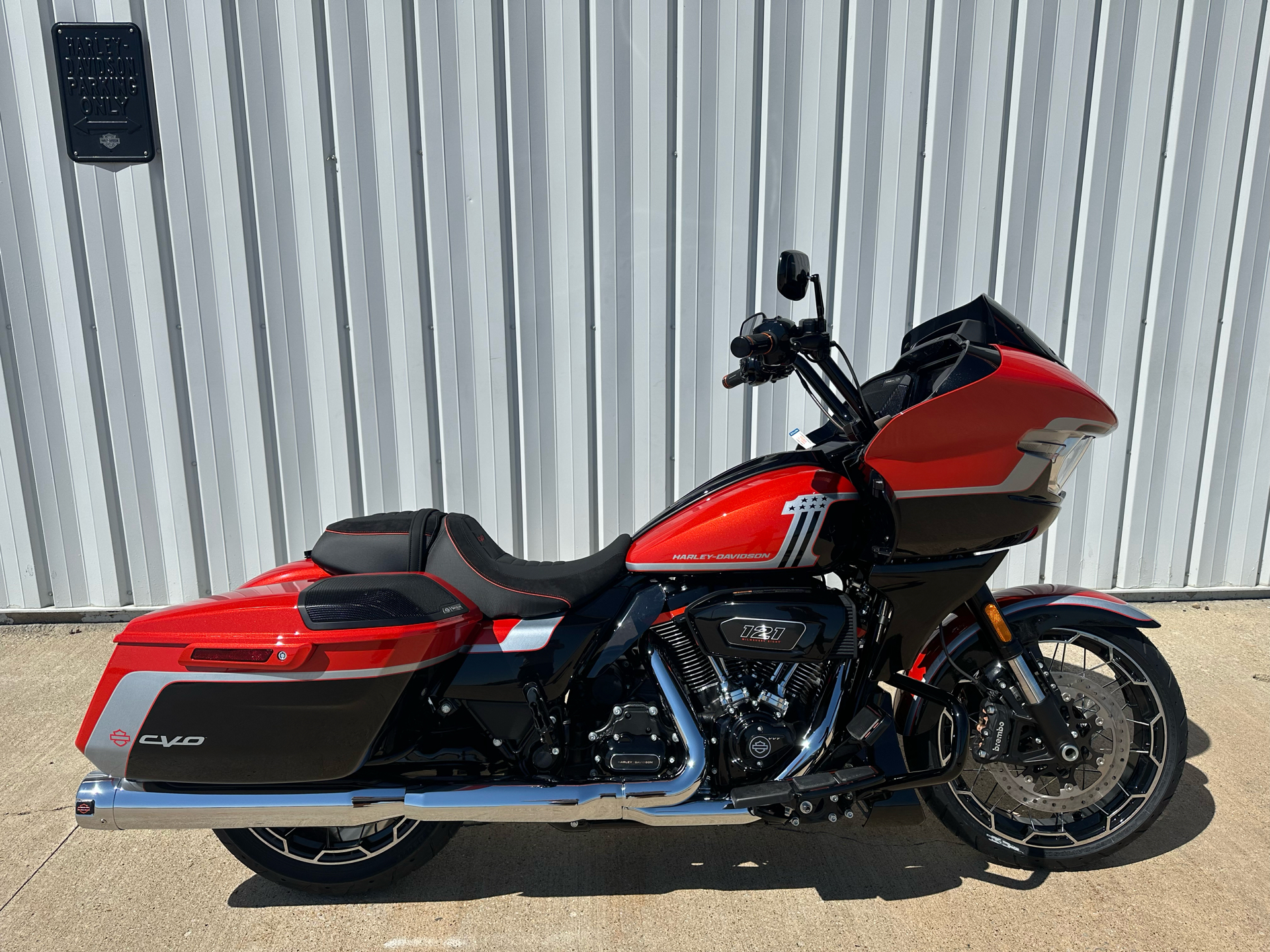 2024 Harley-Davidson CVO™ Road Glide® in Osceola, Iowa - Photo 1