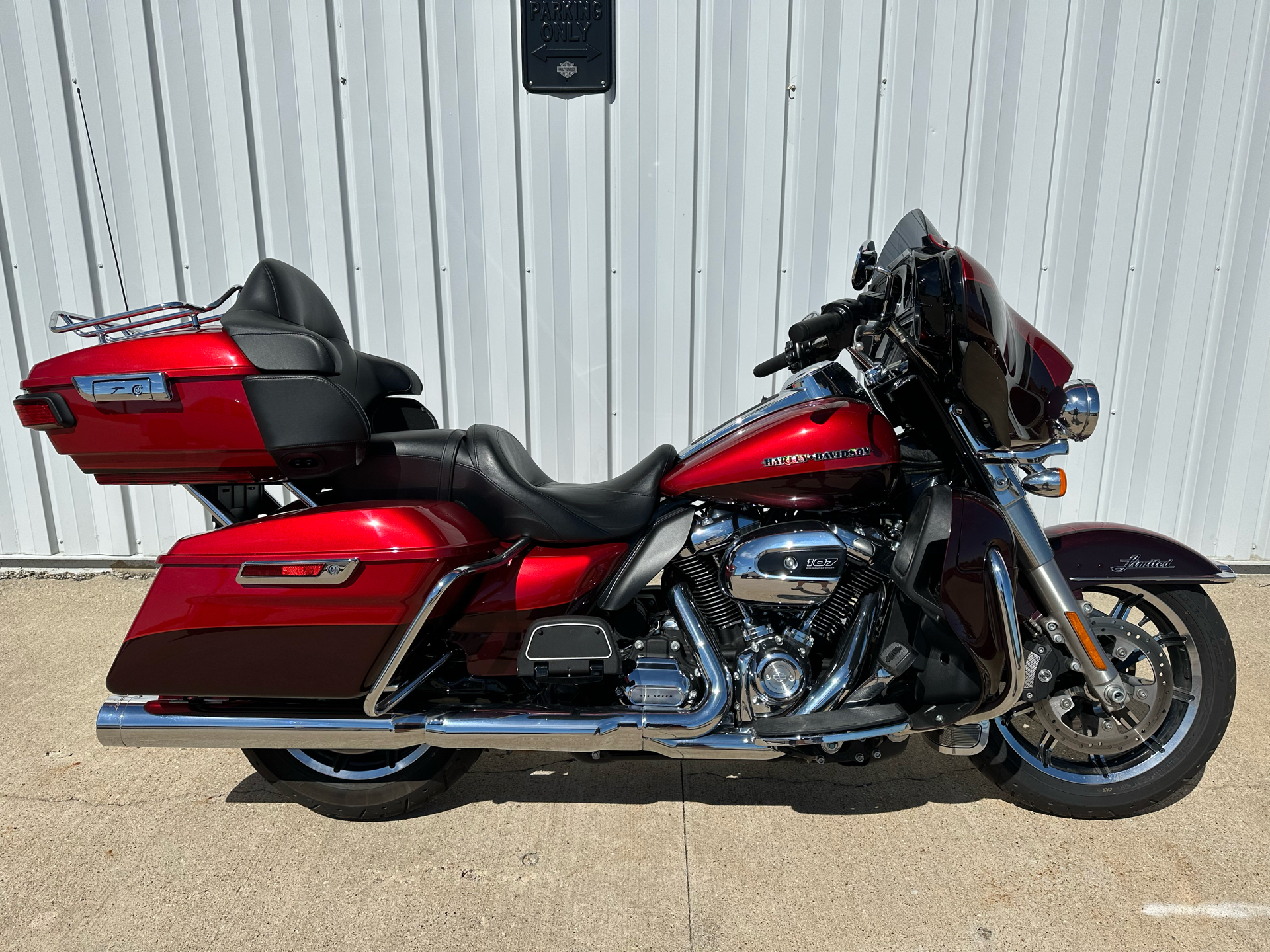 2018 Harley-Davidson ULTRA LIMITED in Osceola, Iowa