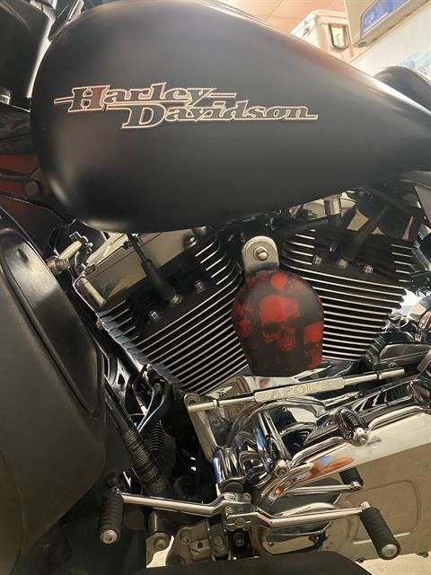 2016 Harley-Davidson Street Glide® Special in Sioux Falls, South Dakota - Photo 6