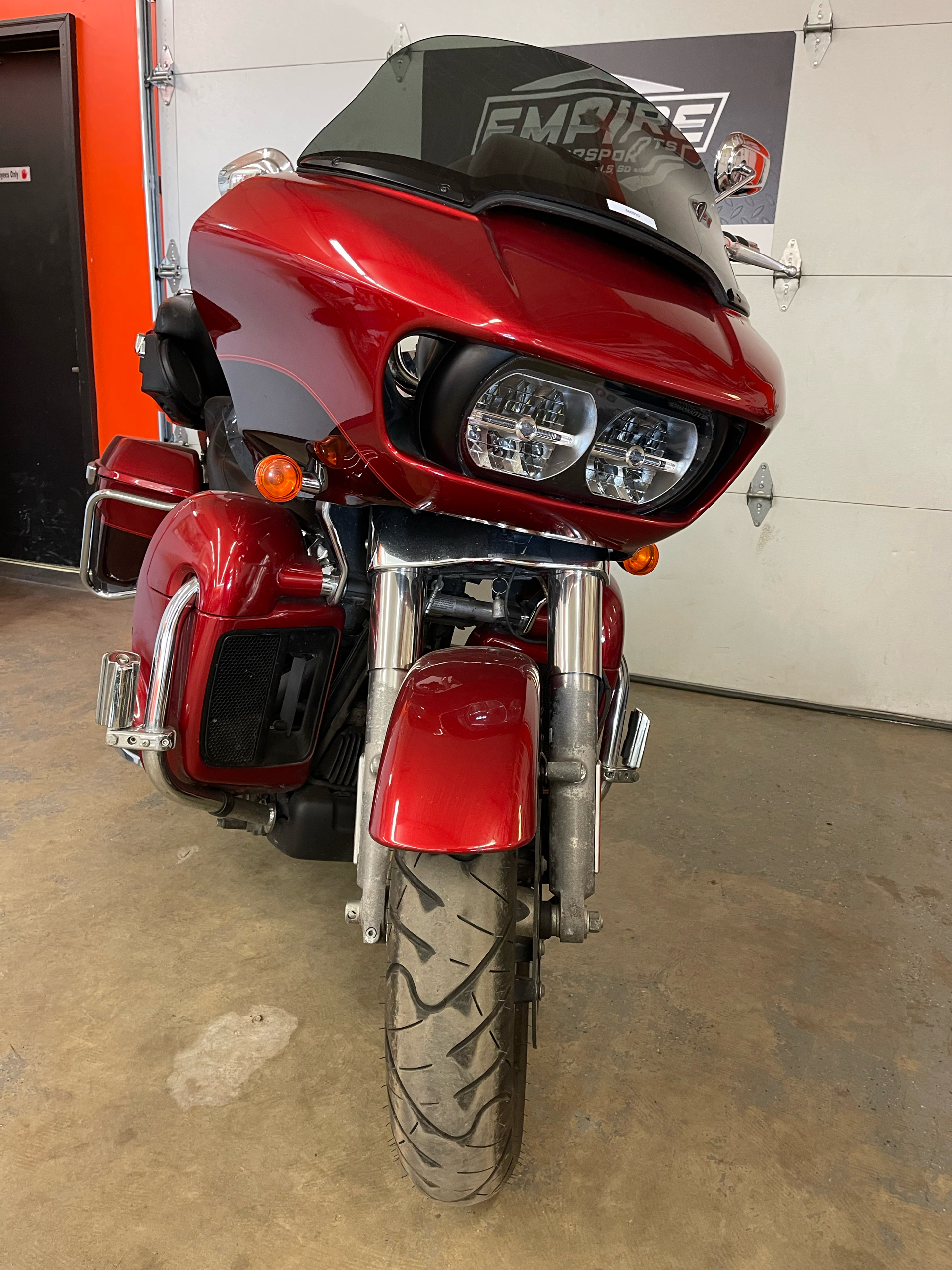 2018 Harley-Davidson Road Glide® Ultra in Sioux Falls, South Dakota - Photo 2