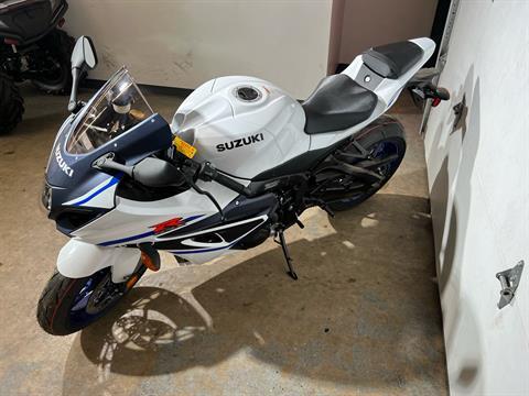 2023 Suzuki GSX-R1000 in Sioux Falls, South Dakota - Photo 5