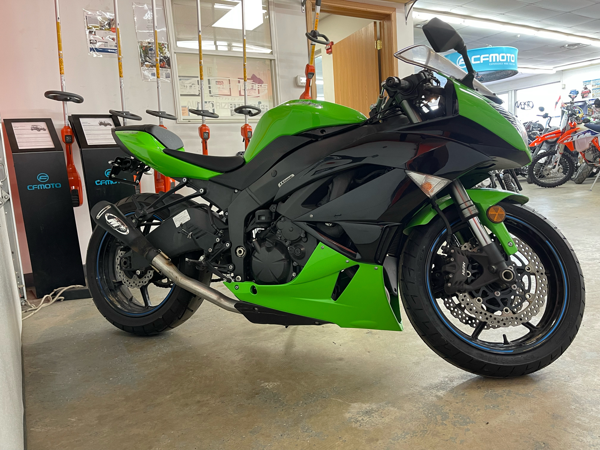 2012 Kawasaki Ninja® ZX™-6R in Sioux Falls, South Dakota - Photo 3