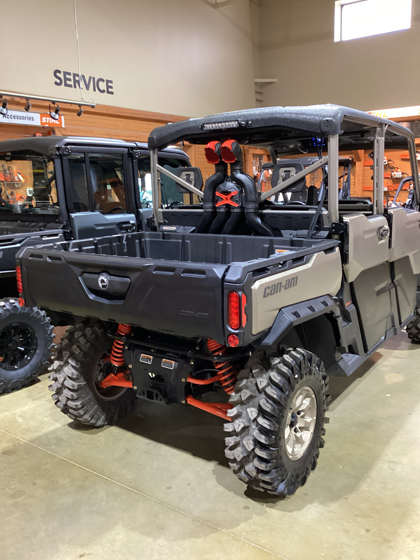 2023 Can-Am Defender MAX X MR With Half Doors HD10 in Elma, New York - Photo 2
