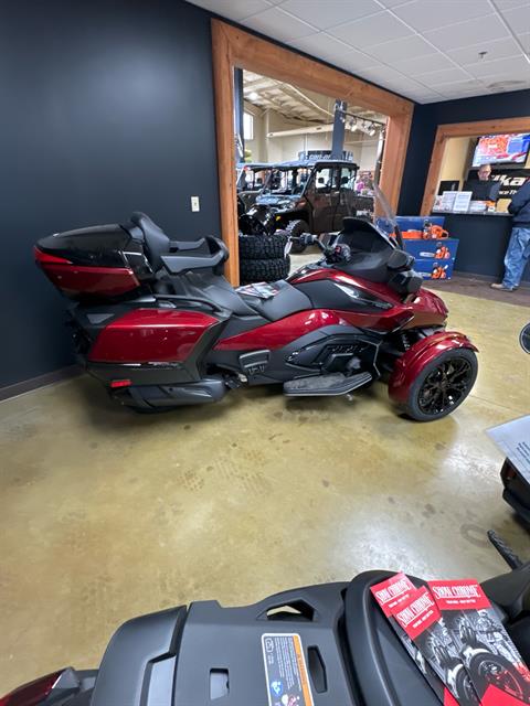 2024 Can-Am Spyder RT Limited in Elma, New York - Photo 2
