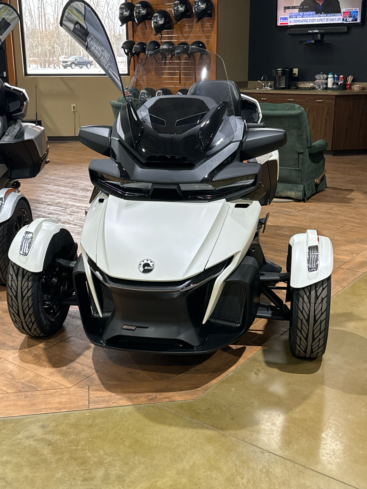 2024 Can-Am Spyder RT Sea-to-Sky in Elma, New York - Photo 1