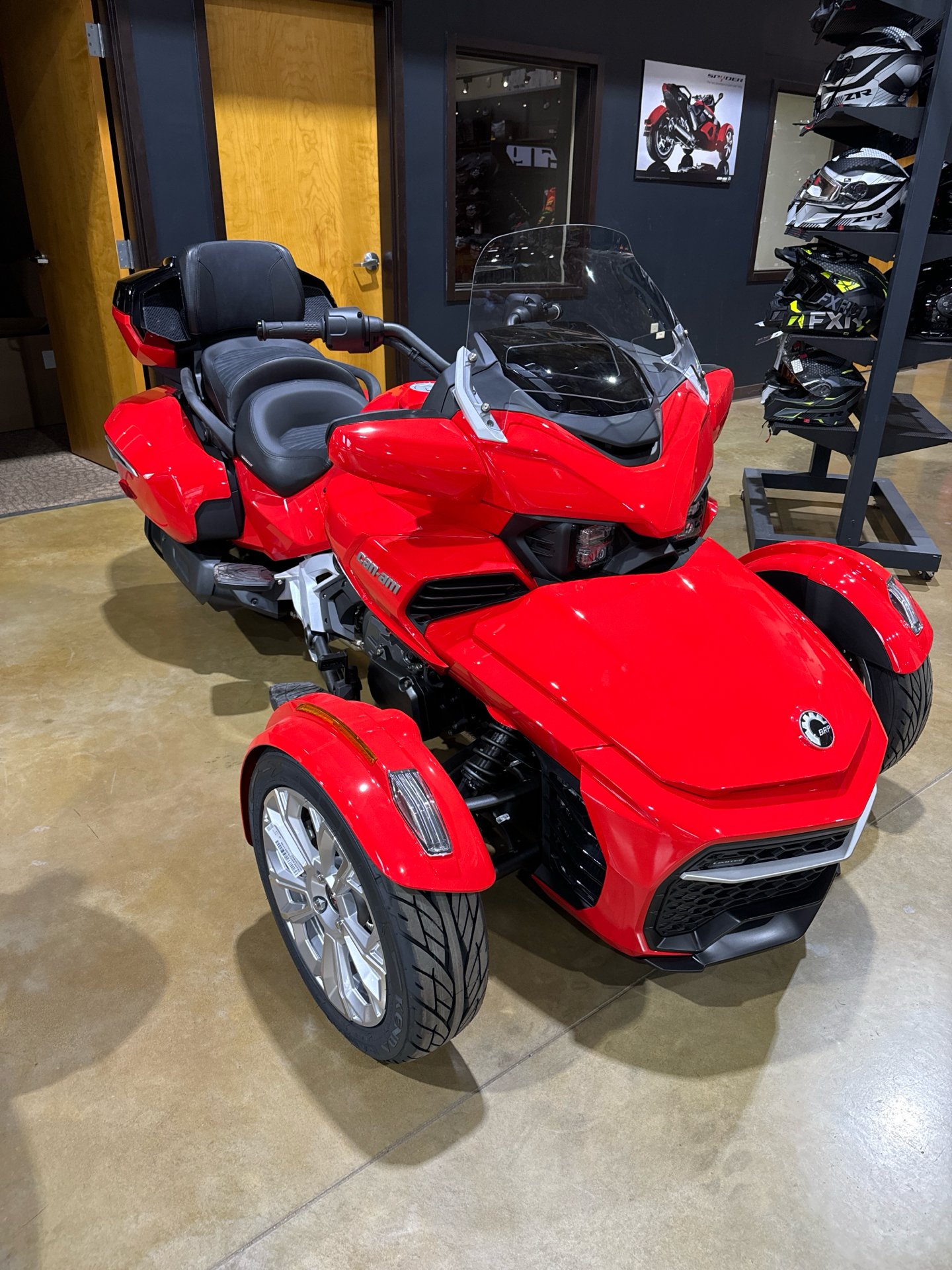 2024 Can-Am Spyder F3 Limited in Elma, New York - Photo 2