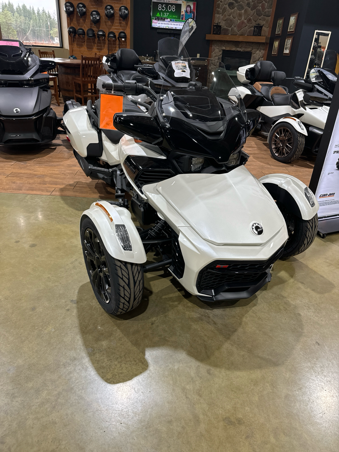2024 Can-Am Spyder F3-T in Elma, New York - Photo 1