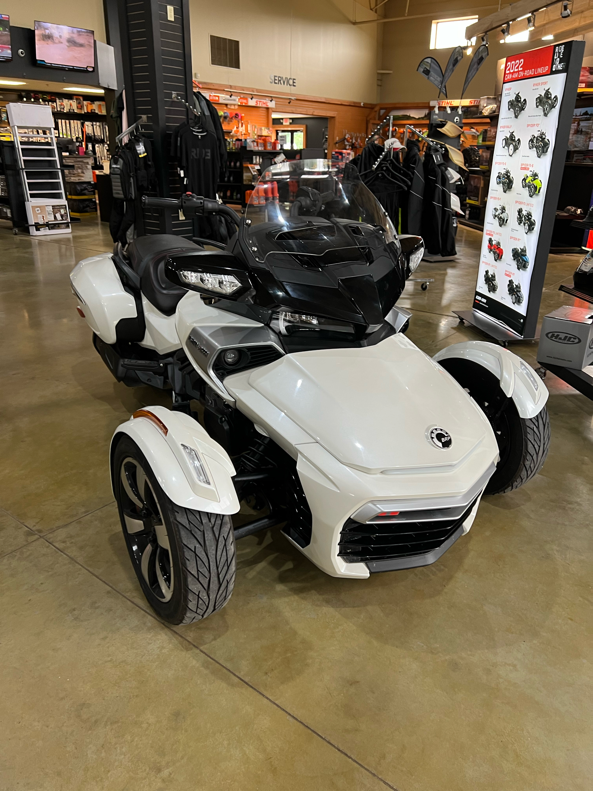 2016 Can-Am Spyder F3-T SE6 in Elma, New York - Photo 1