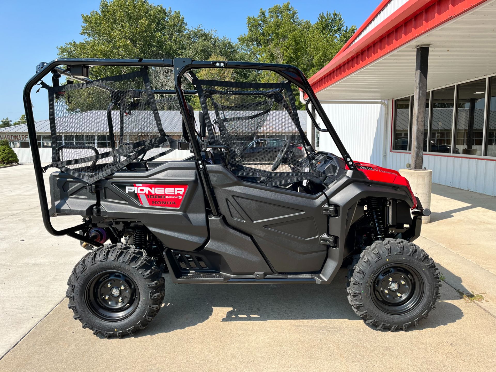 2024 Honda Pioneer 1000-5 in Ottawa, Ohio - Photo 2