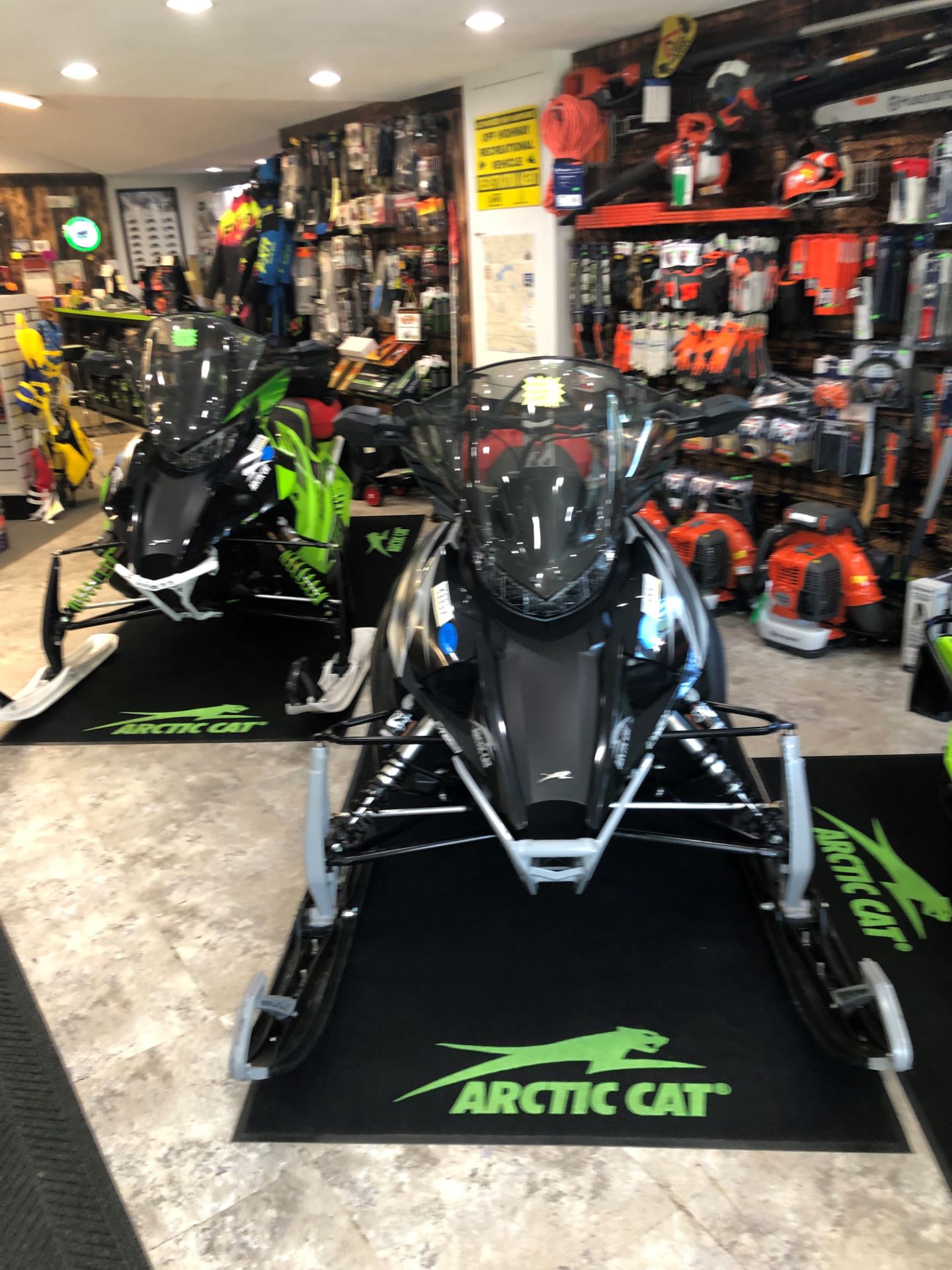 2019 Arctic Cat XF 6000 Cross Country Limited ES in New Durham, New Hampshire - Photo 2