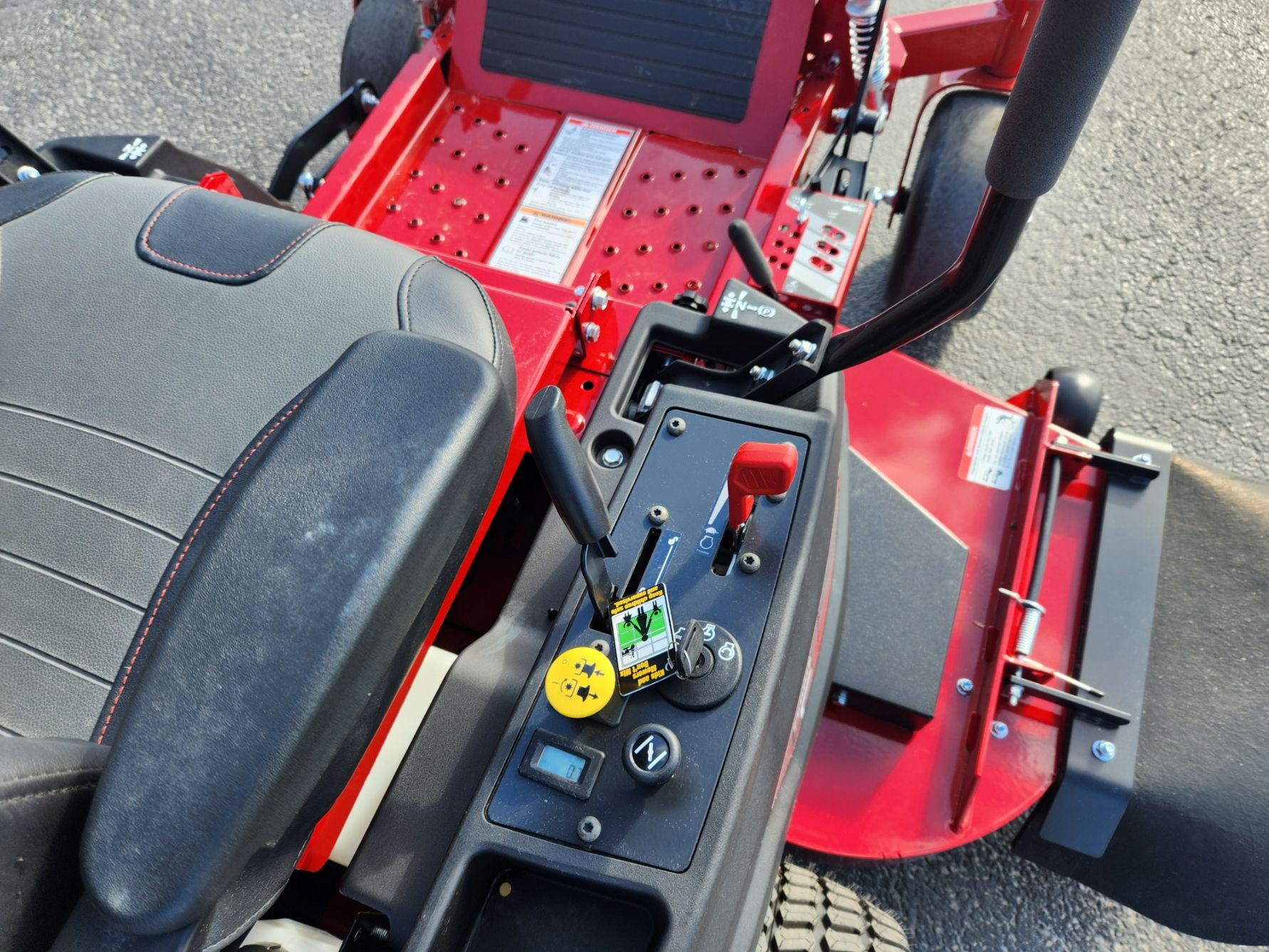 2024 Ferris Industries 500S 52 in. Briggs & Stratton CXi 25 hp in Fond Du Lac, Wisconsin - Photo 4